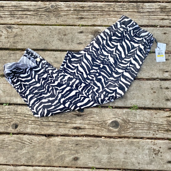NWT Calvin Klein Zebra-Print Linen Tab-Cuff Pants - Picture 5 of 7